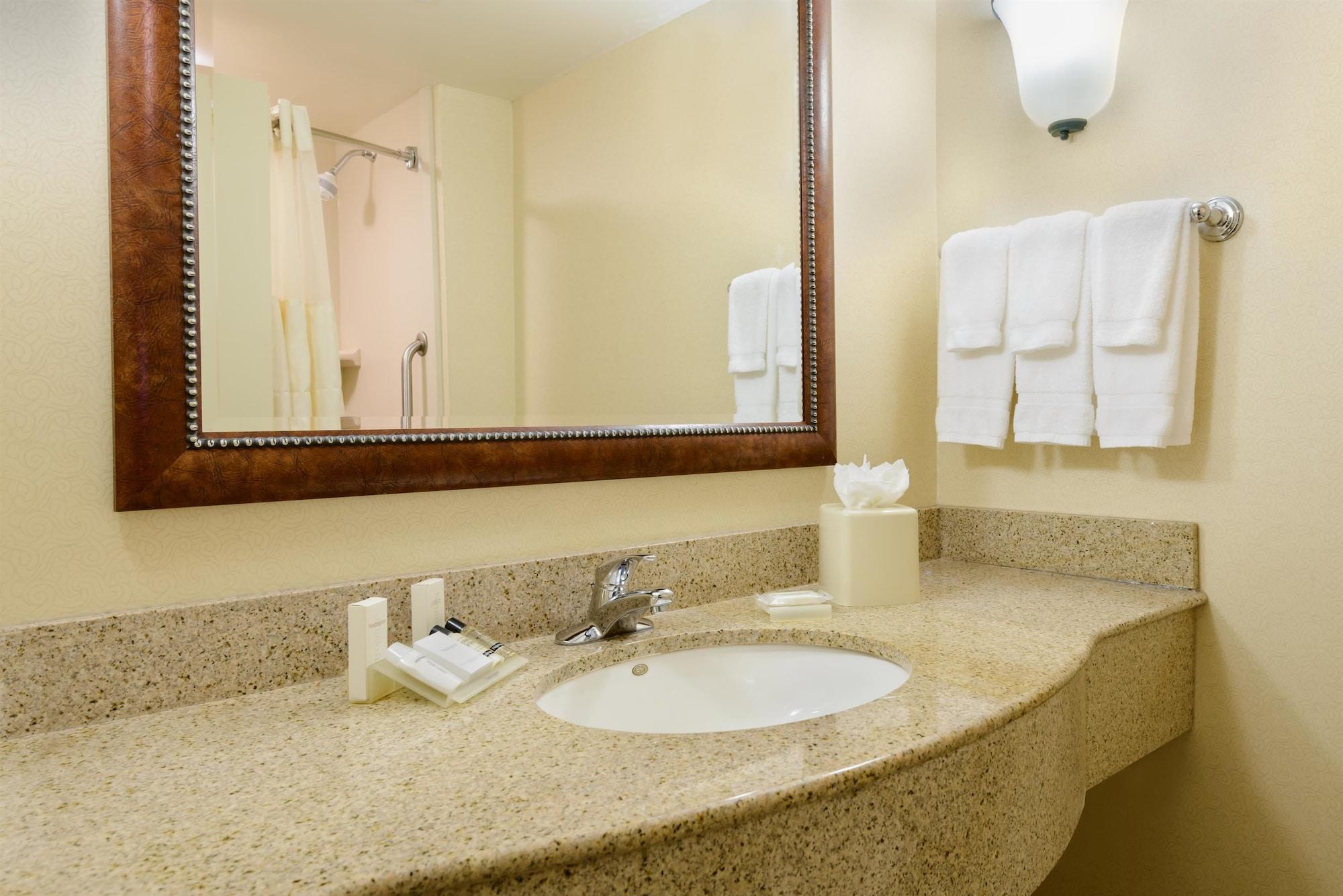Hilton Garden Inn Richmond South/Southpark Colonial Heights Esterno foto